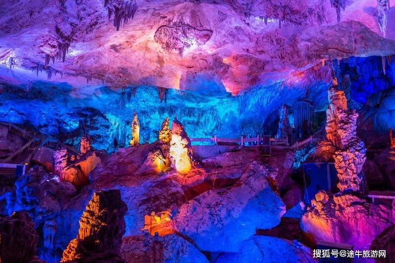 淮阴区召开春节氛围营造工作部署会议